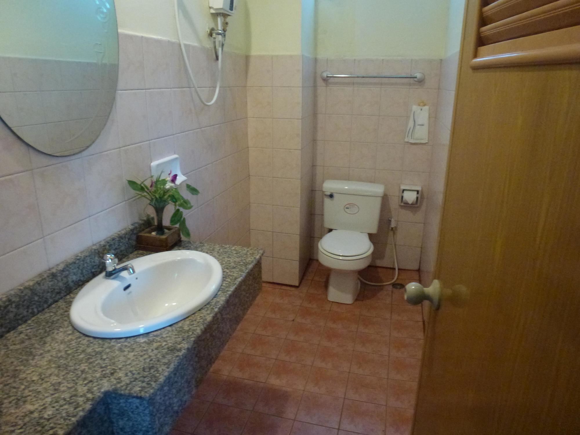 דירות Ao Nang Sabai Mansion מראה חיצוני תמונה